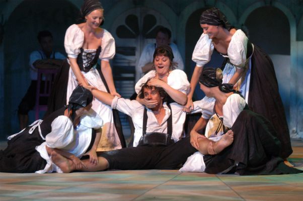 Der Kuhhandel (Kurt Weill), Bregenzer Festspiele 2004